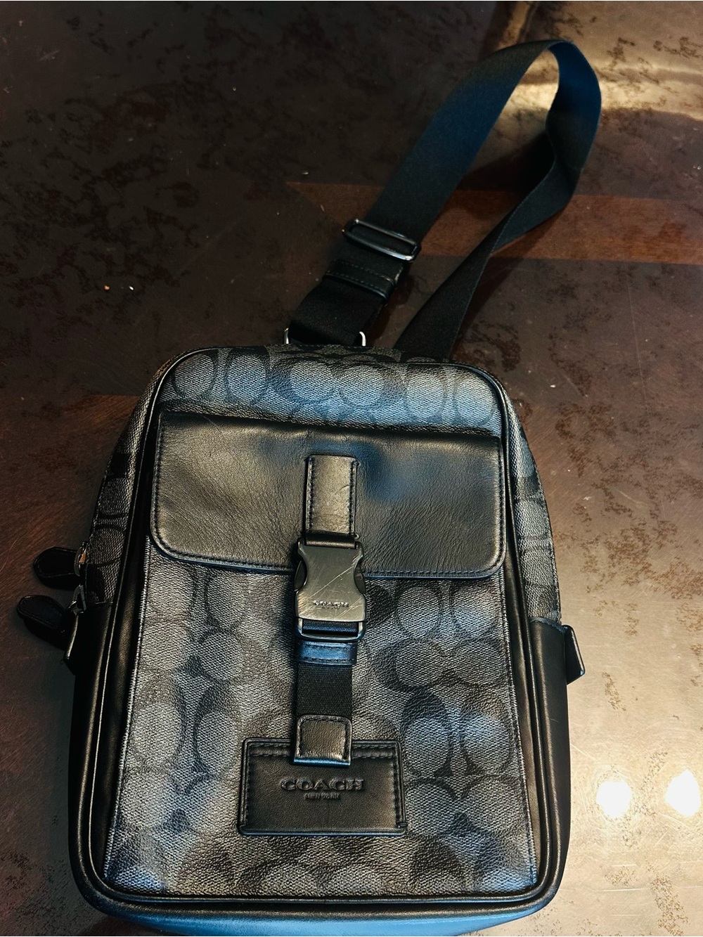 Vintage Coach  Crossbody bag